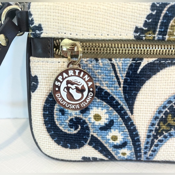 Spartina Daufuske Island Natural Linen and Leather Blue Paisley Wristlet - Picture 3 of 7